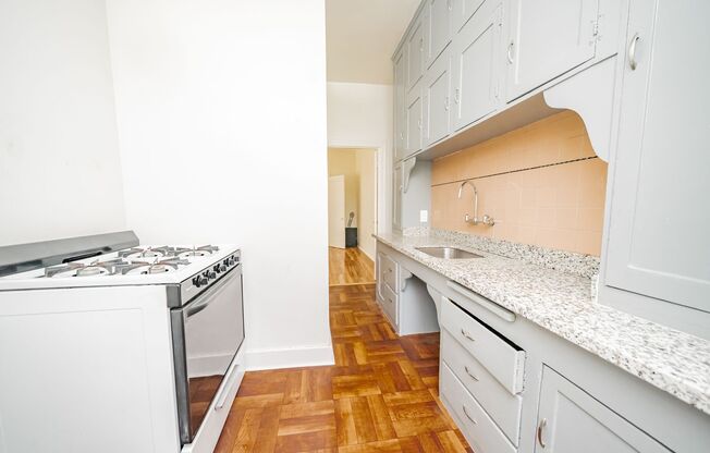 1 bed, 1 bath, $1,795, Unit 2253