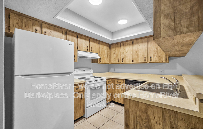 3205 BLOOMINGDALE VILLA CT