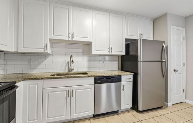 2 beds, 2.5 baths, 1,387 sqft, $1,395, Unit 0174