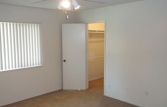 2 beds, 2 baths, 969 sqft, $1,550, Unit 25-117