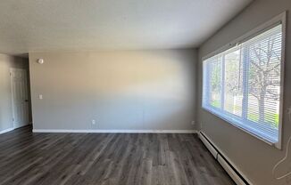 3300/10/20/30  Douglas Dr. N.