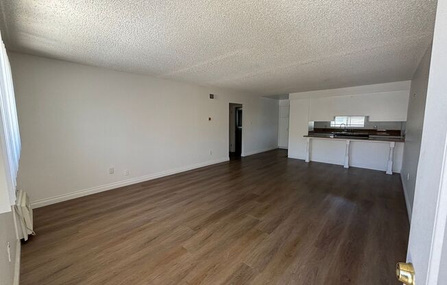 1670 W. Broadway- 2bd/2ba- Welcome to Your New Home in Anaheim, CA