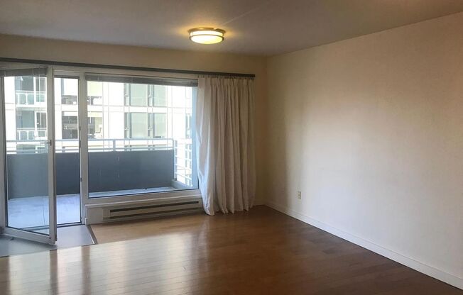 Stylish 24th-Floor Condo with City Views in Iconic Newmark Tower