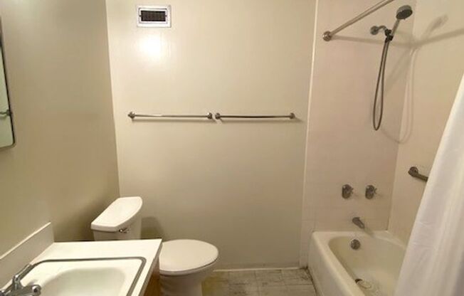 1 bed, 1 bath, $1,750