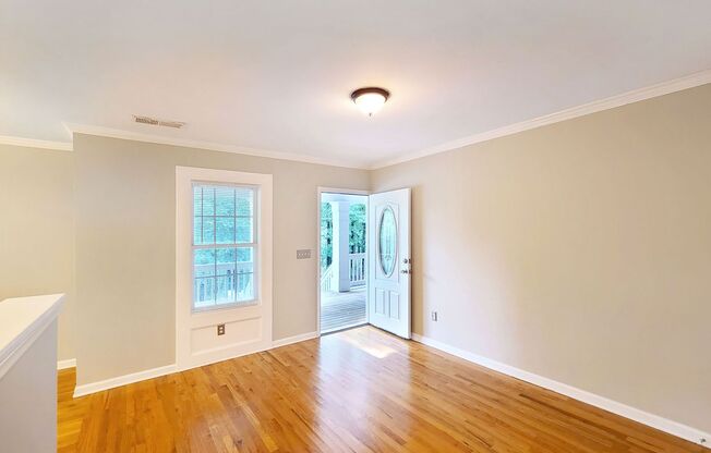 4/3.5 Townhome near KSU Marietta campus & Marietta Square - Ideal for Students