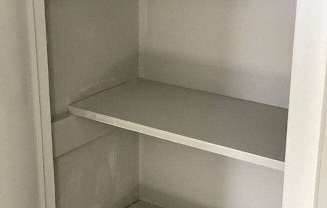 3 beds, 2 baths, 1,260 sqft, $1,250