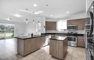 2735 SW 81st Ter Unit 2707