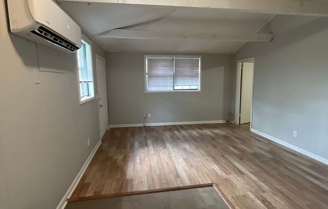 2 Bedroom/1 Bath Duplex at 423 Cedar Valley Dr. Convenient to Nolensville Pike, shops and restaurants
