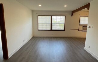 1 bed, 1 bath, 700 sqft, $1,900