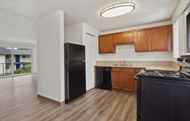 2 beds, 1 bath, 742 sqft, $1,595, Unit 45