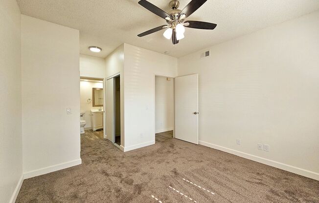 2 beds, 2 baths, 925 sqft, $1,995, Unit 102