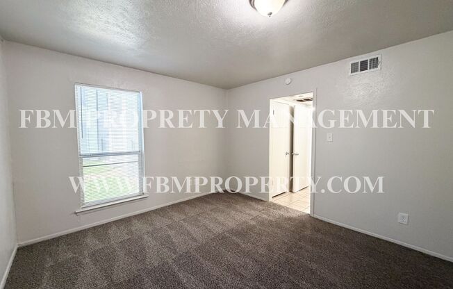 2 beds, 1 bath, 801 sqft, $1,125, Unit 221
