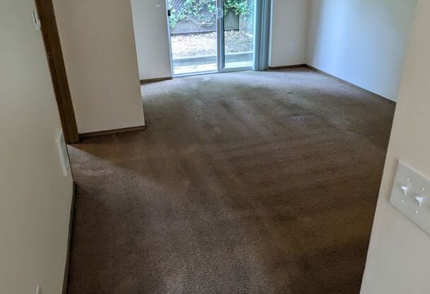 1 bed, 1 bath, 650 sqft, $1,325, Unit 05