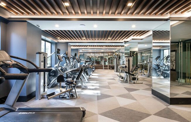 2 beds, 1.5 baths, 940 sqft, $7,995, Unit 12G