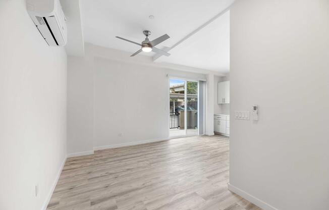 1 bed, 1 bath, 580 sqft, $1,995