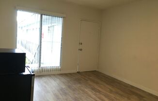 Studio, 1 bath, $1,350, Unit 15