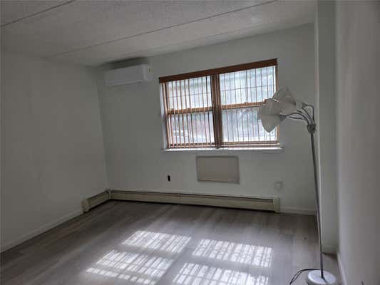 832 BRYANT AVE