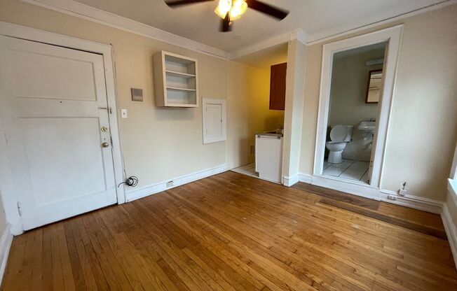 1303 Cass