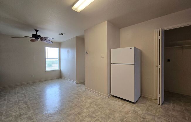 3 beds, 2 baths, $850, Unit 2309 Terrace Drive - Unit D