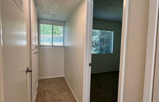 3 beds, 1.5 baths, 1,025 sqft, $2,275, Unit 490004