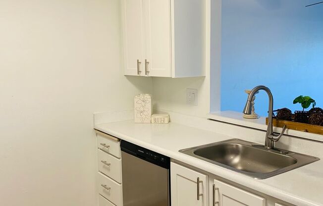 2 beds, 1.5 baths, 950 sqft, $2,225, Unit 237