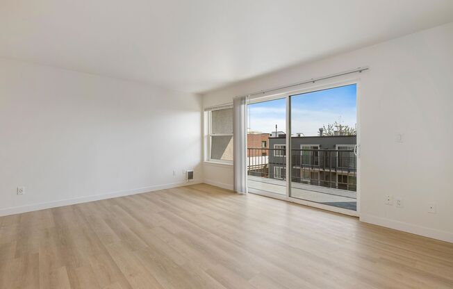 1 bed, 1 bath, 766 sqft, $2,225, Unit 102