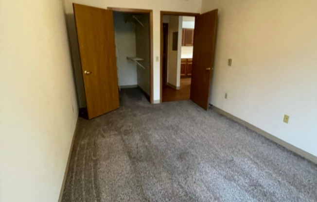 2 beds, 2 baths, 1,040 sqft, $1,100, Unit TE218X-226