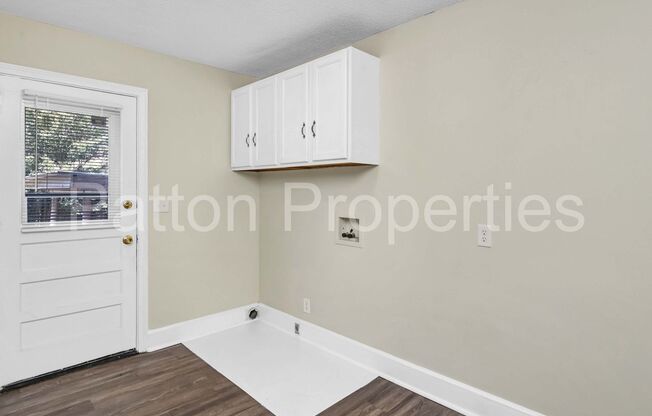 3 beds, 1 bath, $1,395