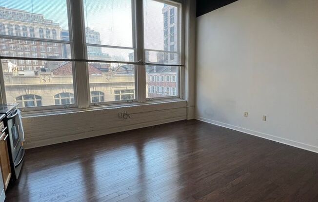 801 Walnut St