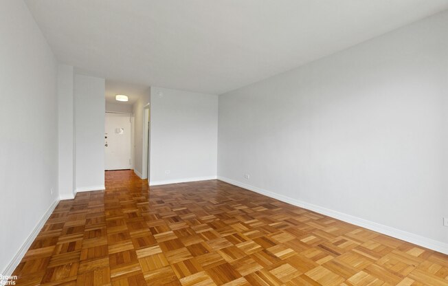 Studio, 1 bath, $3,700, Unit 16B