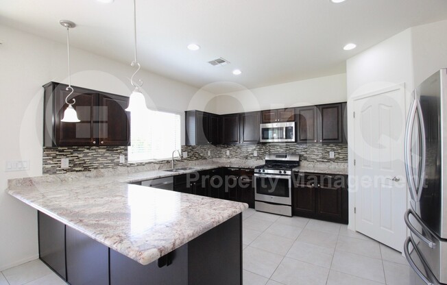 1819 W BONANZA DR