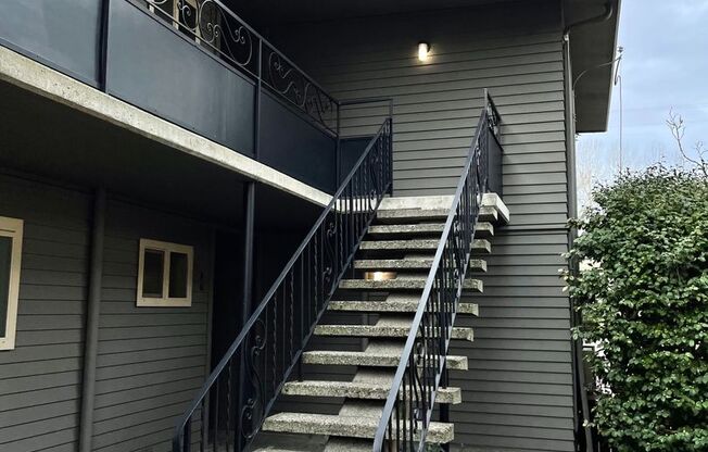 Lewison Place Apartments
