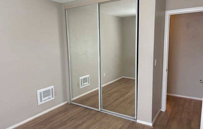 2 beds, 1 bath, $2,195, Unit UNIT 2