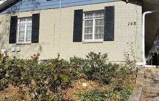 748 St. Charles Avenue