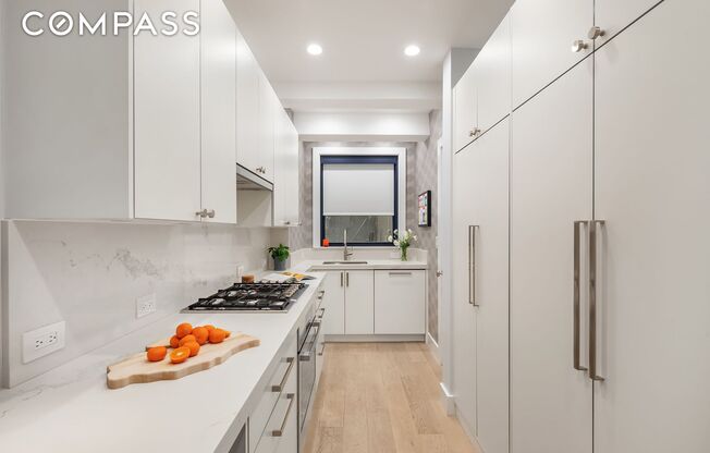 440 W AVE 2 E