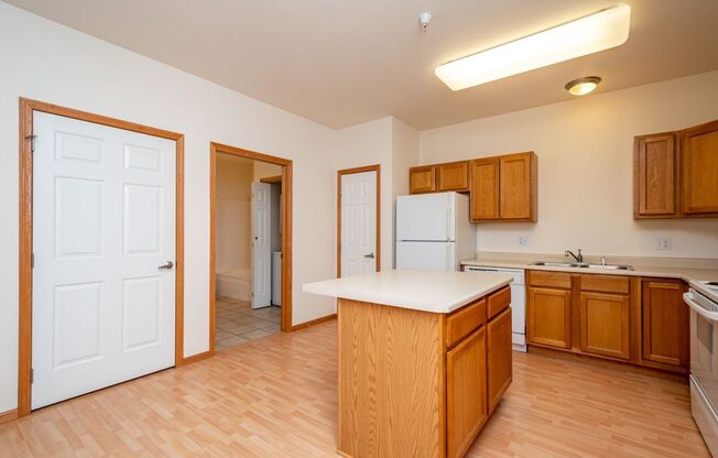 1 bed, 1 bath, 737 sqft, $1,420, Unit 3108