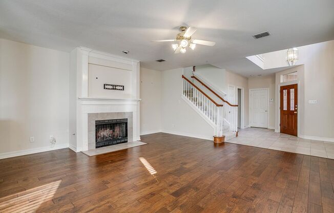 Amazing Town Home in Arlington Heights- West Fort Worth Living- 3 Bed, 2.5 Bath- 76107