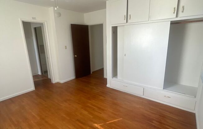 1 bed, 1 bath, $2,450