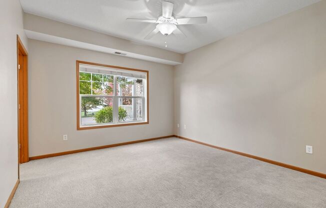 2 beds, 2 baths, 1,138 sqft, $1,895, Unit N102