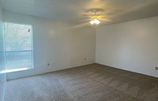 1 bed, 1 bath, 710 sqft, $870, Unit 214