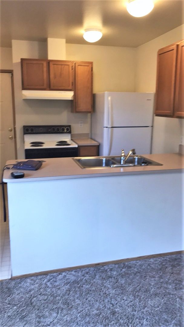 West University 2 bedroom apartment at 16th & Ferry Alley - available July 19th!