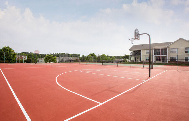 Basketball Court at Crosstimbers Apartments