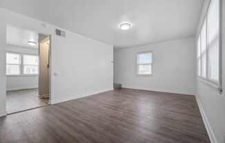 3 beds, 1 bath, $1,100, Unit MHH-09A