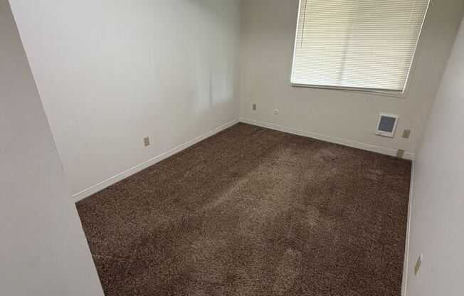 2 beds, 1 bath, $1,545, Unit 19