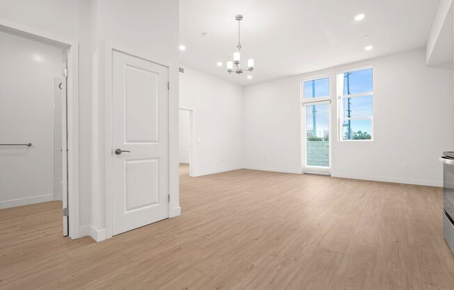 2 beds, 1 bath, 749 sqft, $3,695, Unit 202