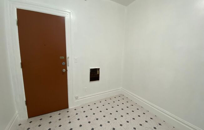 301 COLUMBUS AVE