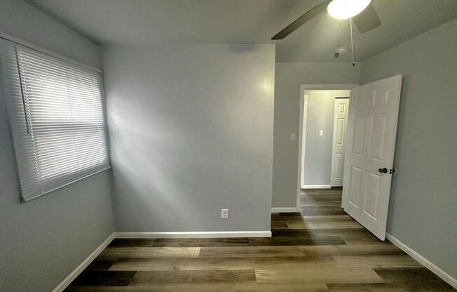 2 beds, 1 bath, $1,245