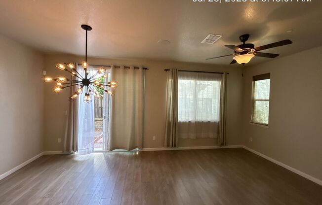 Upgraded 3 Bed, 2 Bath Home in North Sacramento Area.