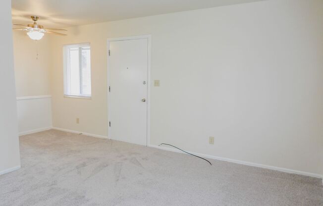 47 Auburn Avenue — Franklin Park / Olde Towne East Apartments, Columbus, OH