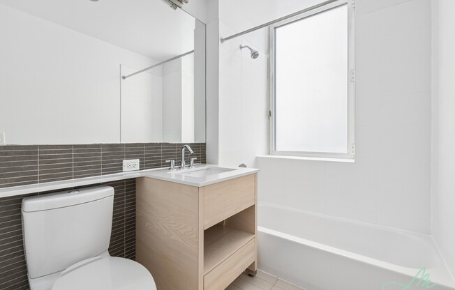 1 bed, 1 bath, 646 sqft, $4,650, Unit 21A
